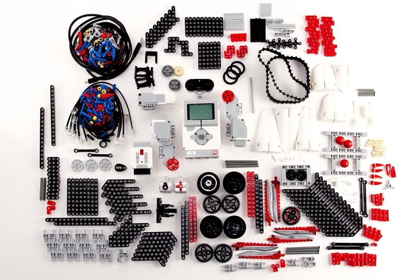 Lego Robotics Kits for Schools